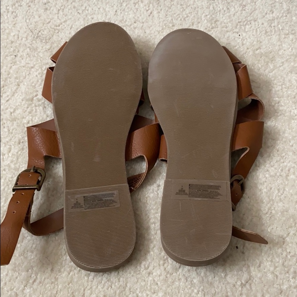 STRAPPY SANDALS - Picture 2 of 3